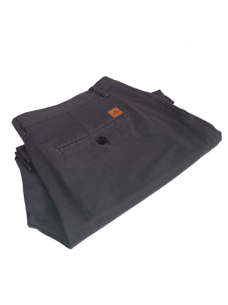 Folded Italian chino shorts
