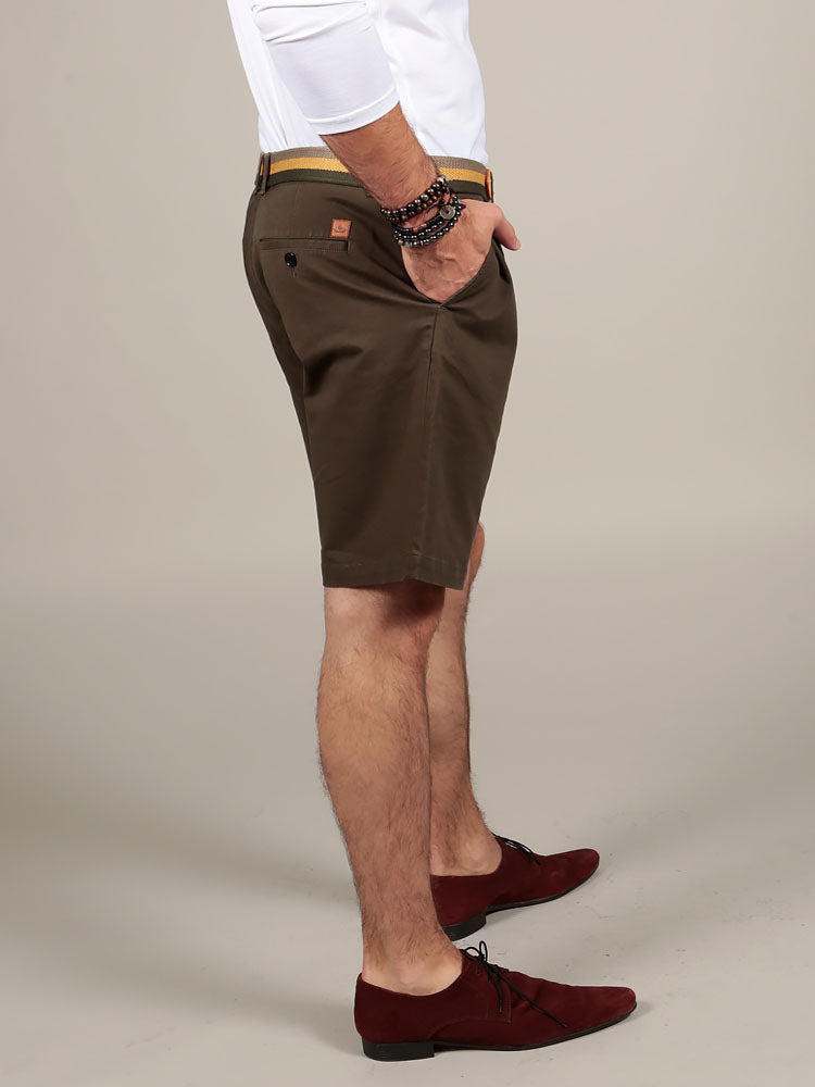 Side view of slim fit Italian chino shorts