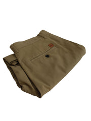 Folded Italian chino shorts