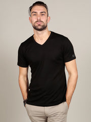 Male model wearing Supima Cotton t-shirt